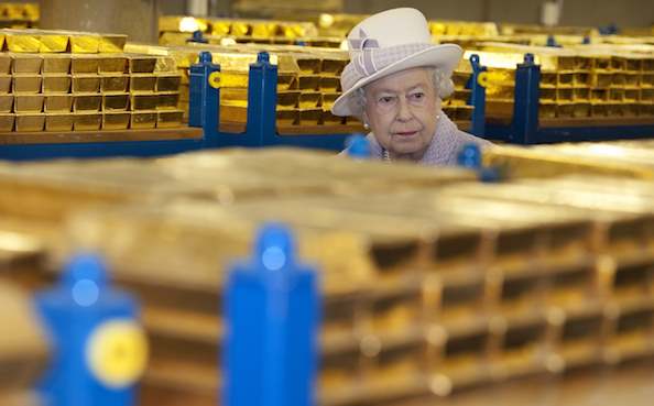 queen ponders gold