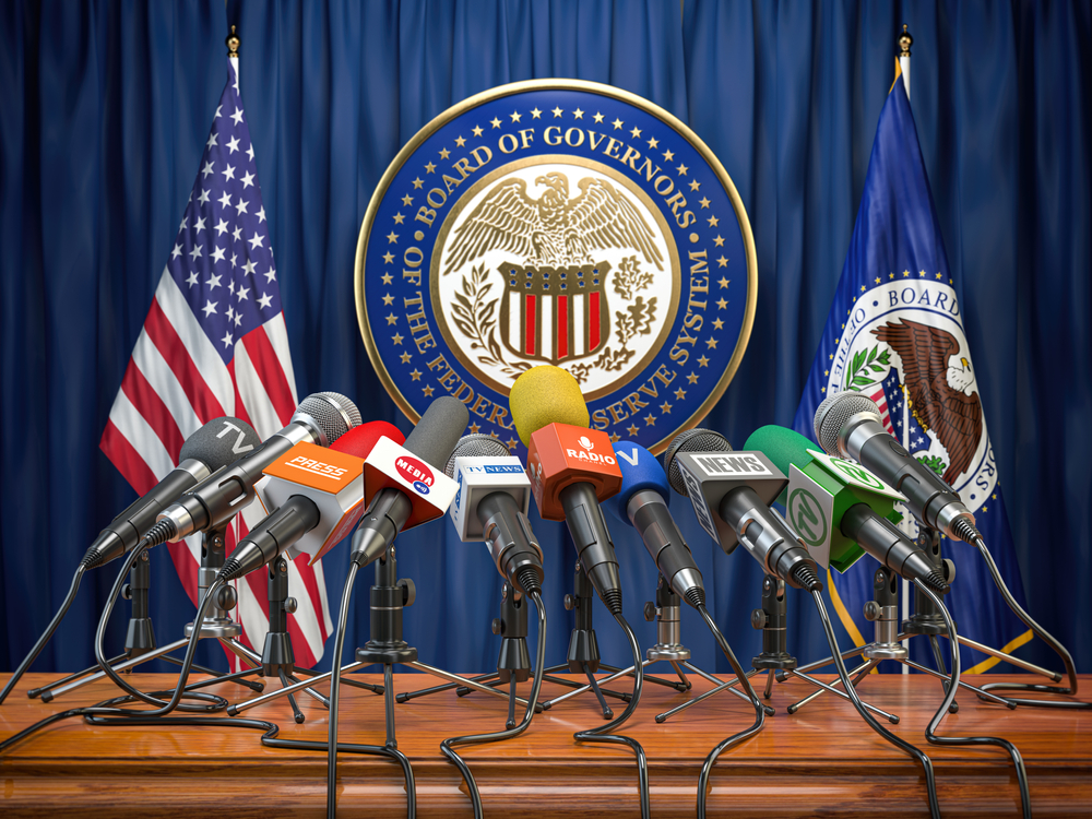 photgraph of a rostrum awaiting the arrival of a spokesman for the Federal Reserve