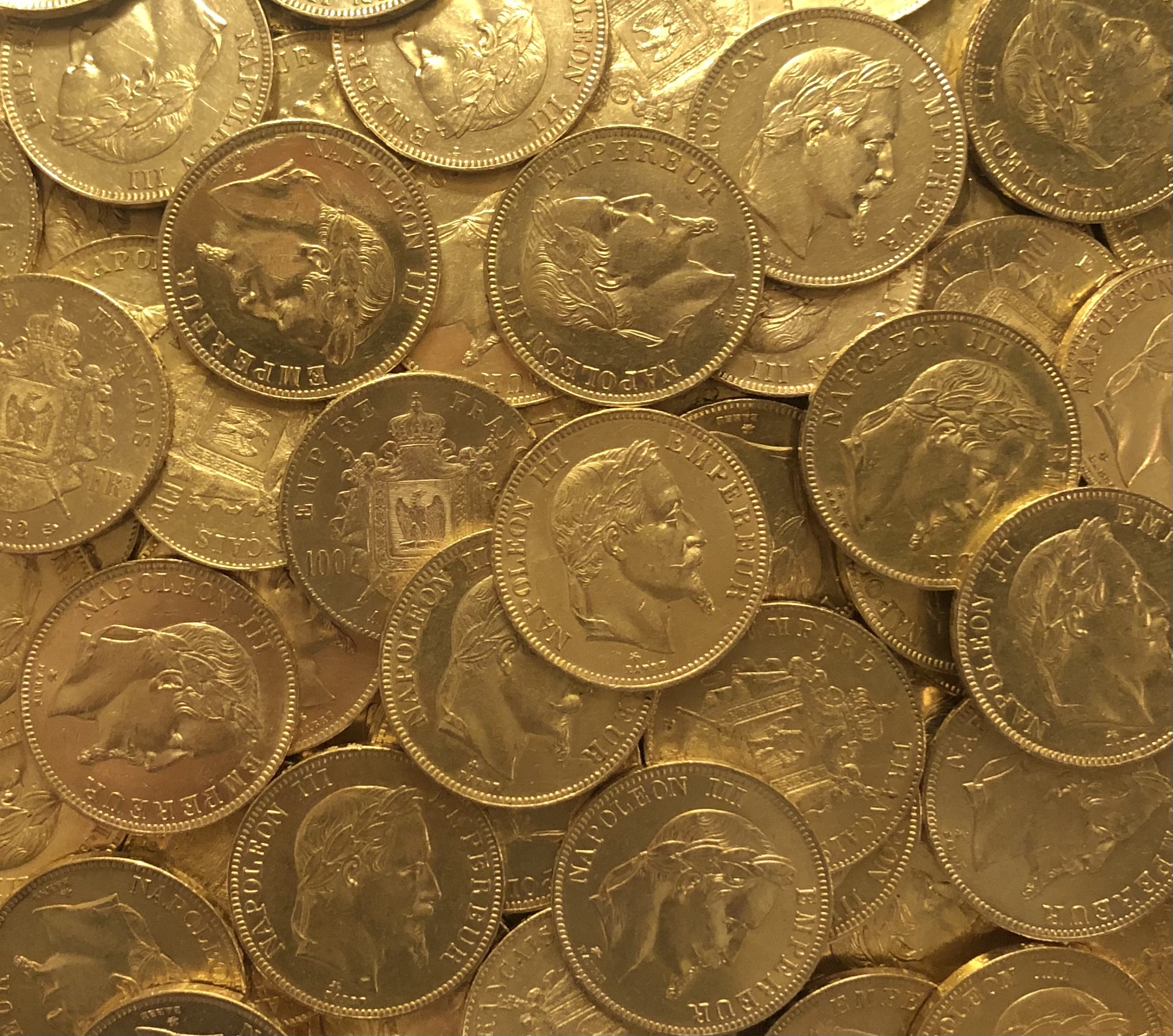 photgraph of pile of Napoleon 3 100 franc gold coins